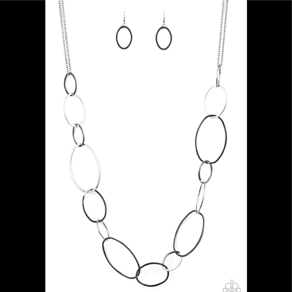 City Circuit Black Necklace